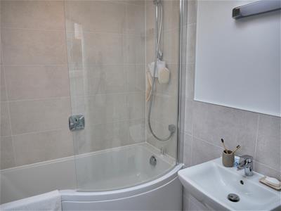 Picture 16